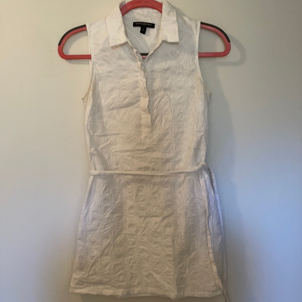BANANA REPUBLIC White Eyelet Collared Dress